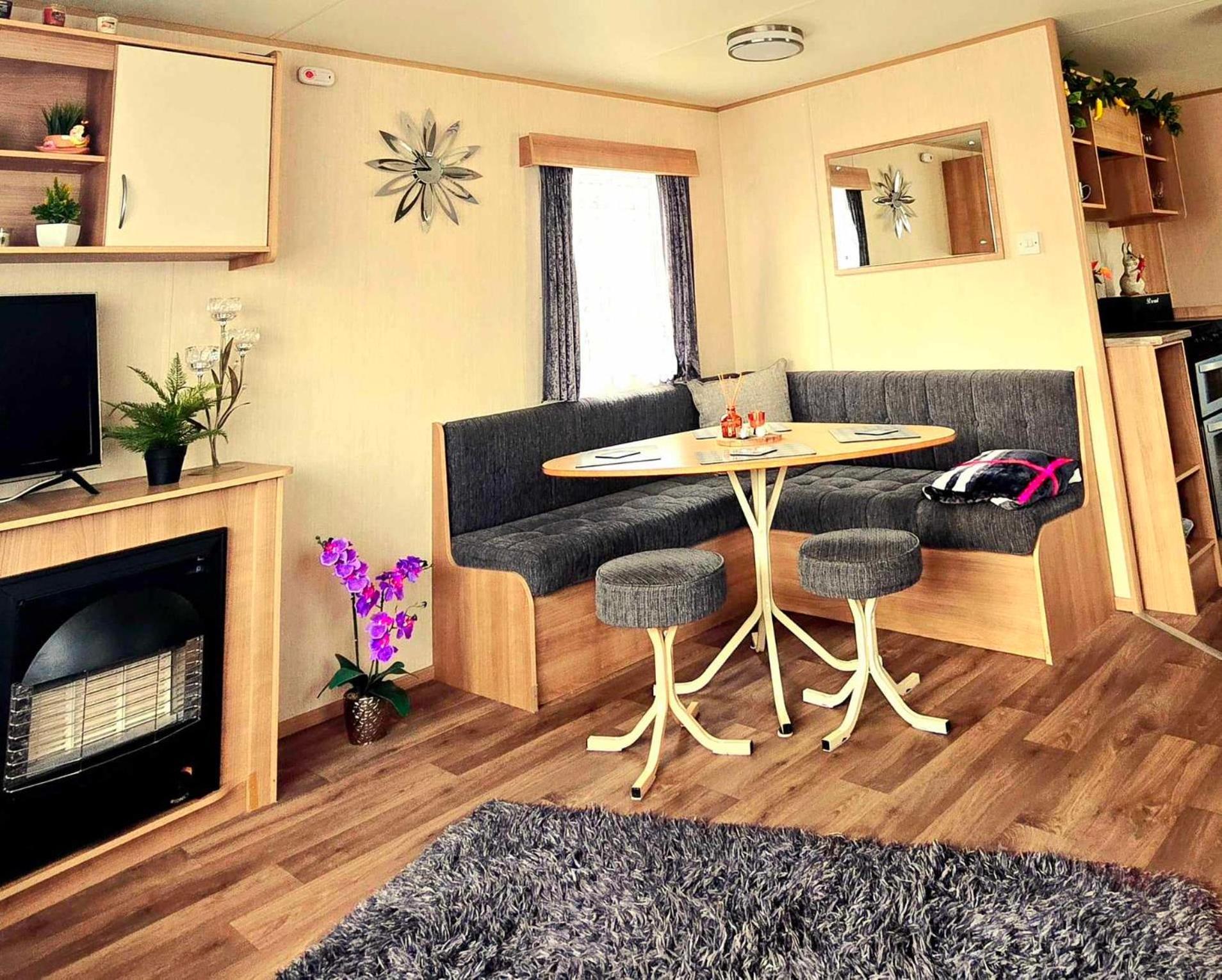 8 Berth Static Caravan Holiday home Patrington