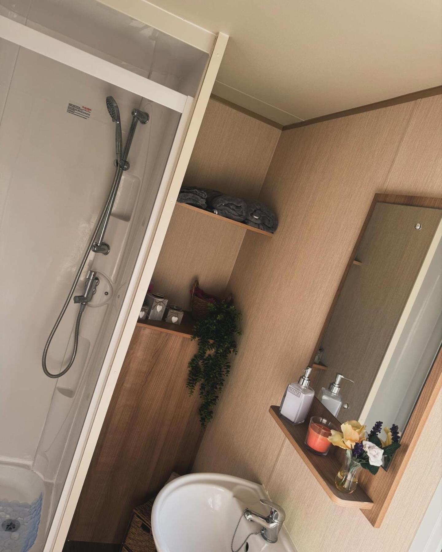 8 Berth Static Caravan Holiday home Patrington