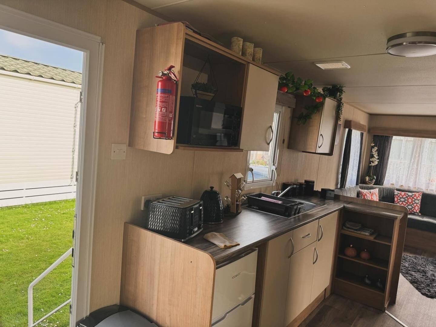 8 Berth Static Caravan